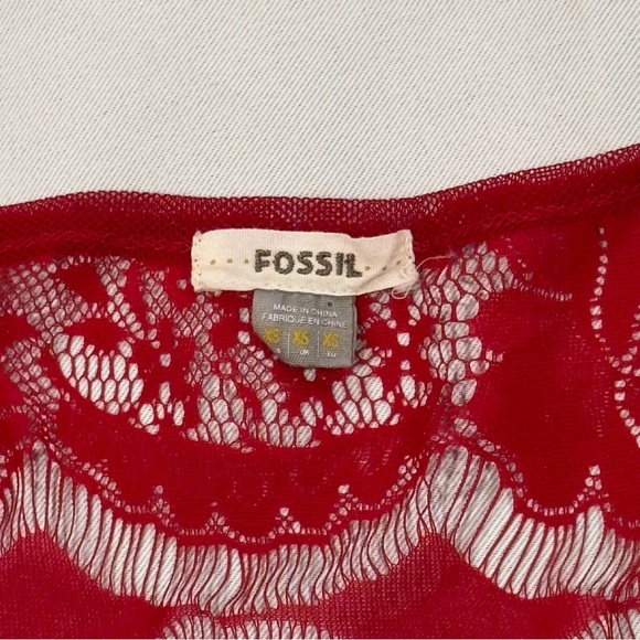 Red Lace Top Fossil Eyelash Lace Sheer 3/4 Sleeved Size XSmall - Picture 2 of 6
